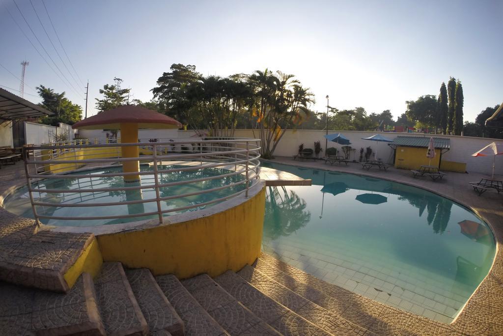 Hotel Villa Hermosa Retalhuleu Exteriér fotografie