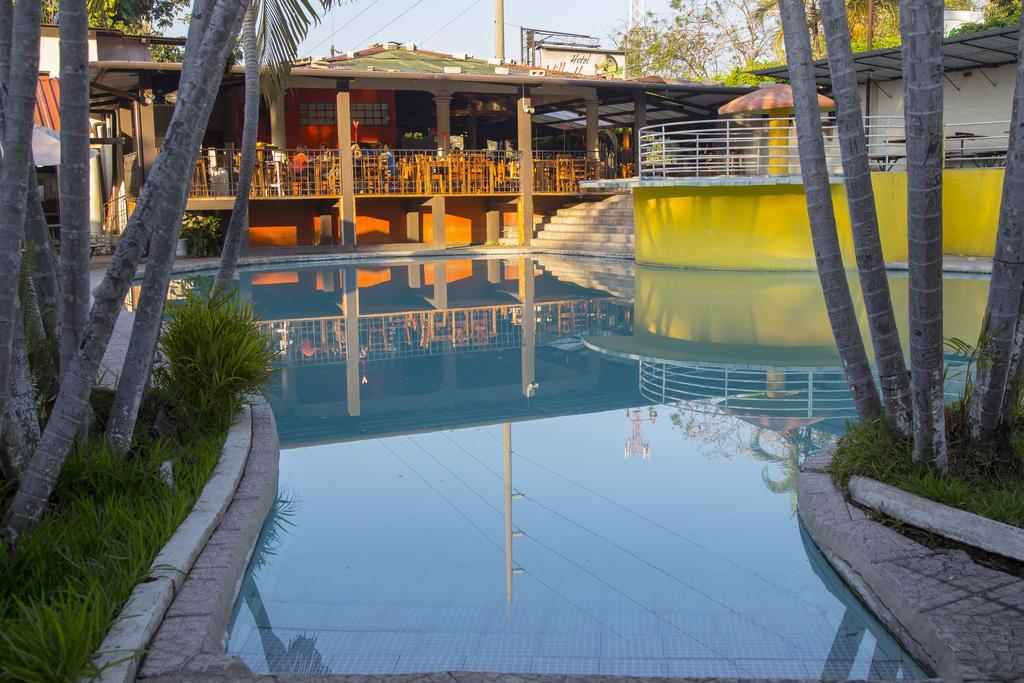 Hotel Villa Hermosa Retalhuleu Exteriér fotografie